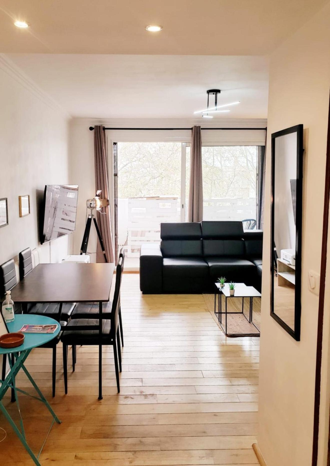Air-Conditioned Residential Suite From 1 To 6 - Bathtubs In Rooms - Wifi - Kitchen - Laundry - Self-Arrival - Parking Avignon Exterior photo